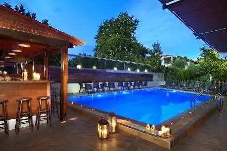 4- Family Aparthotel 4*