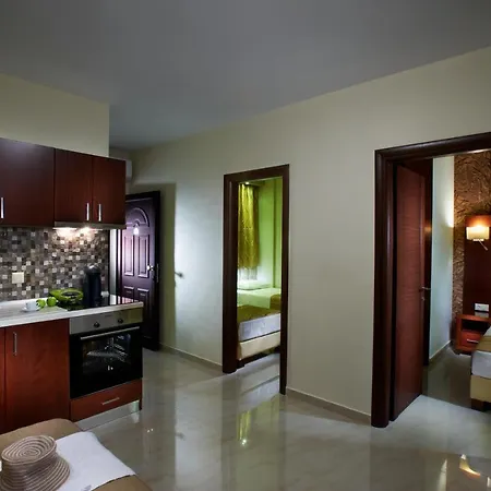 شقة فندقية 4- Family 4*