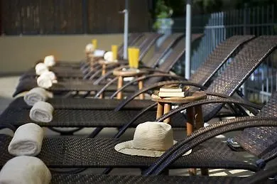 4- Family ميتامورفوسي