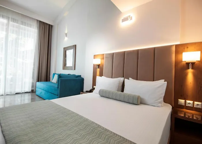 4- Family Aparthotel 4*