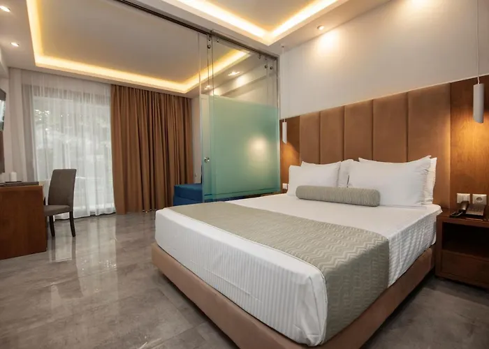 4- Family Aparthotel 4*