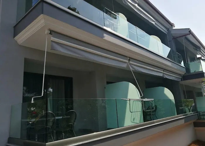 4- Family Aparthotel Metamorfosi (Sithonia)