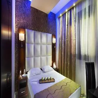4- Family 3* Metamorfosi (Sithonia)